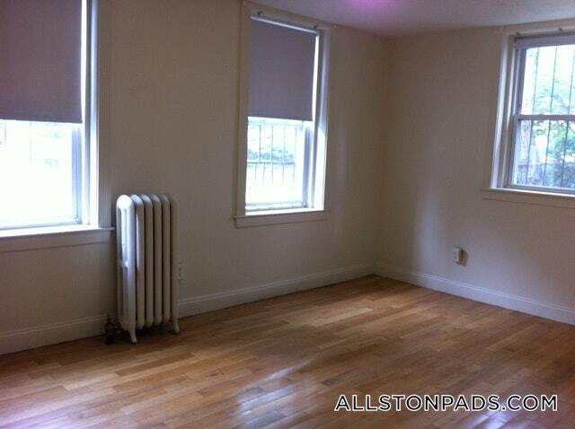 Building Photo - 212 Allston St