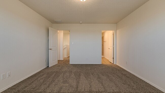 Building Photo - New Townhome in Santa Fe