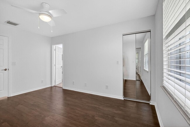 Building Photo - 16218 Sierra Palms Dr