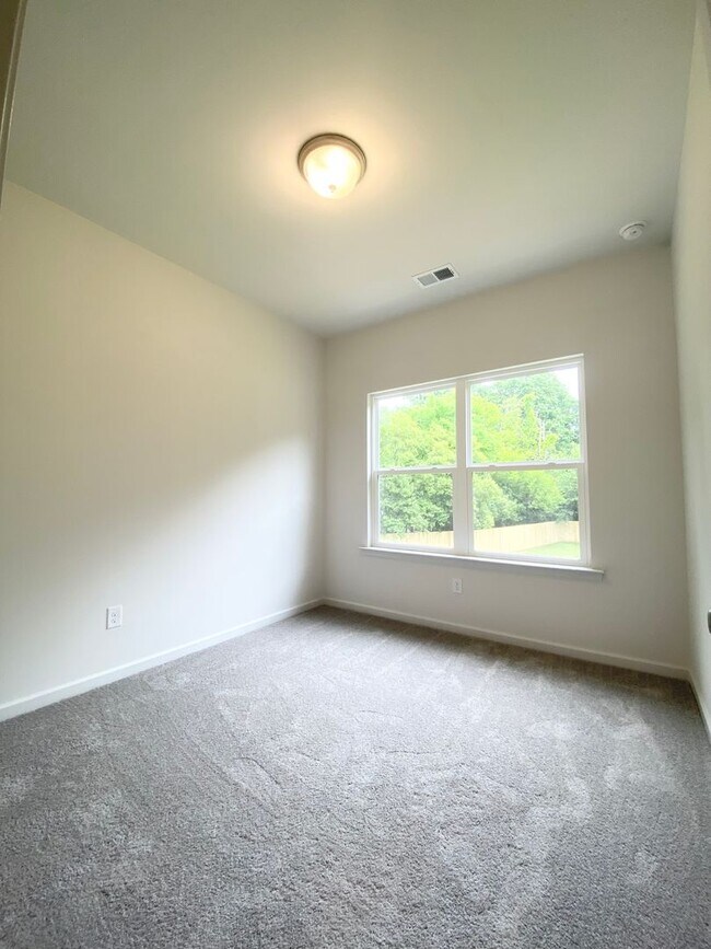Building Photo - T.R. Lawing Property