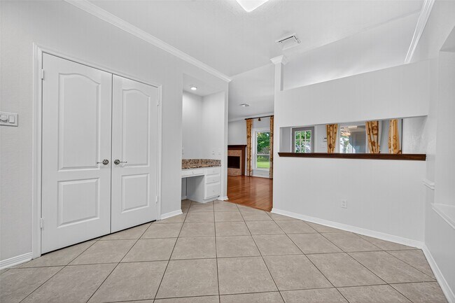 Building Photo - 2483 Hodges Bend Cir