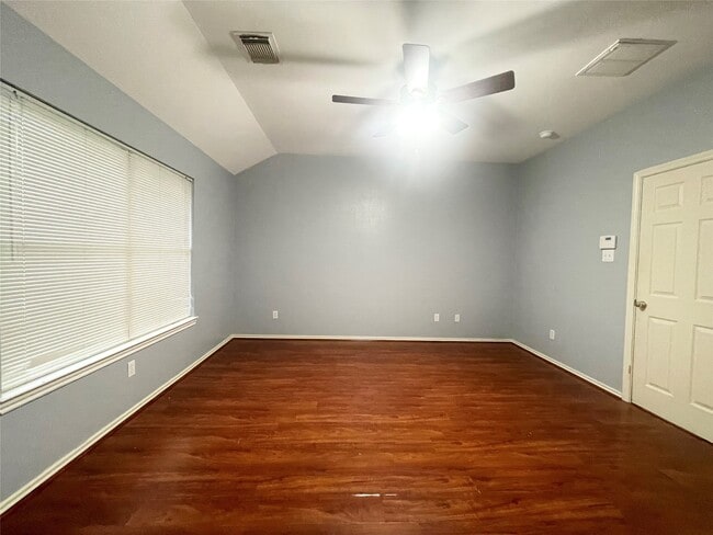 Building Photo - 16854 Carrollton Creek Ln