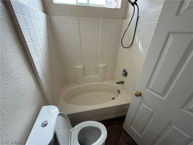 Building Photo - 5073 Tunnel Falls Dr