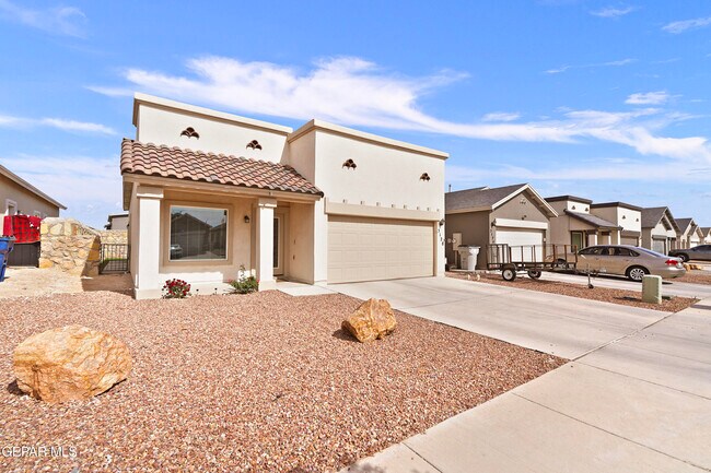 Building Photo - 5128 Jennifer Claire Ln