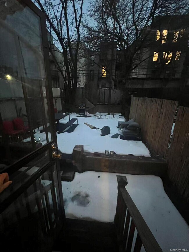 Building Photo - 978 Decatur St