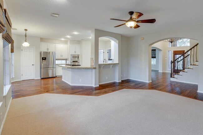 Building Photo - 10218 Scull Creek Dr