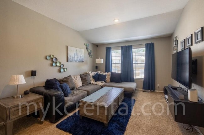 Building Photo - 1201 N Mart-way Dr