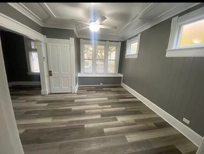 Building Photo - 2427 N 21st St