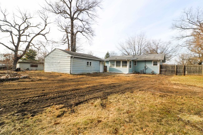 Building Photo - 3239 W 51st Pl