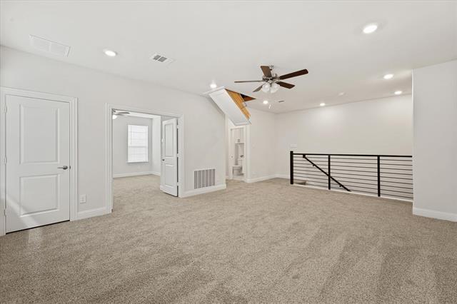 Building Photo - 4550 Cinema St