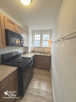 Building Photo - 1405 Severn St