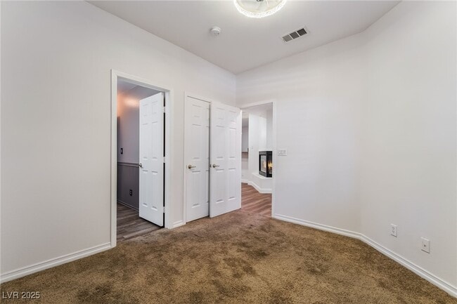 Building Photo - 109 Broken Rock Dr