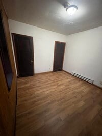 Building Photo - 4901 S Packard Ave