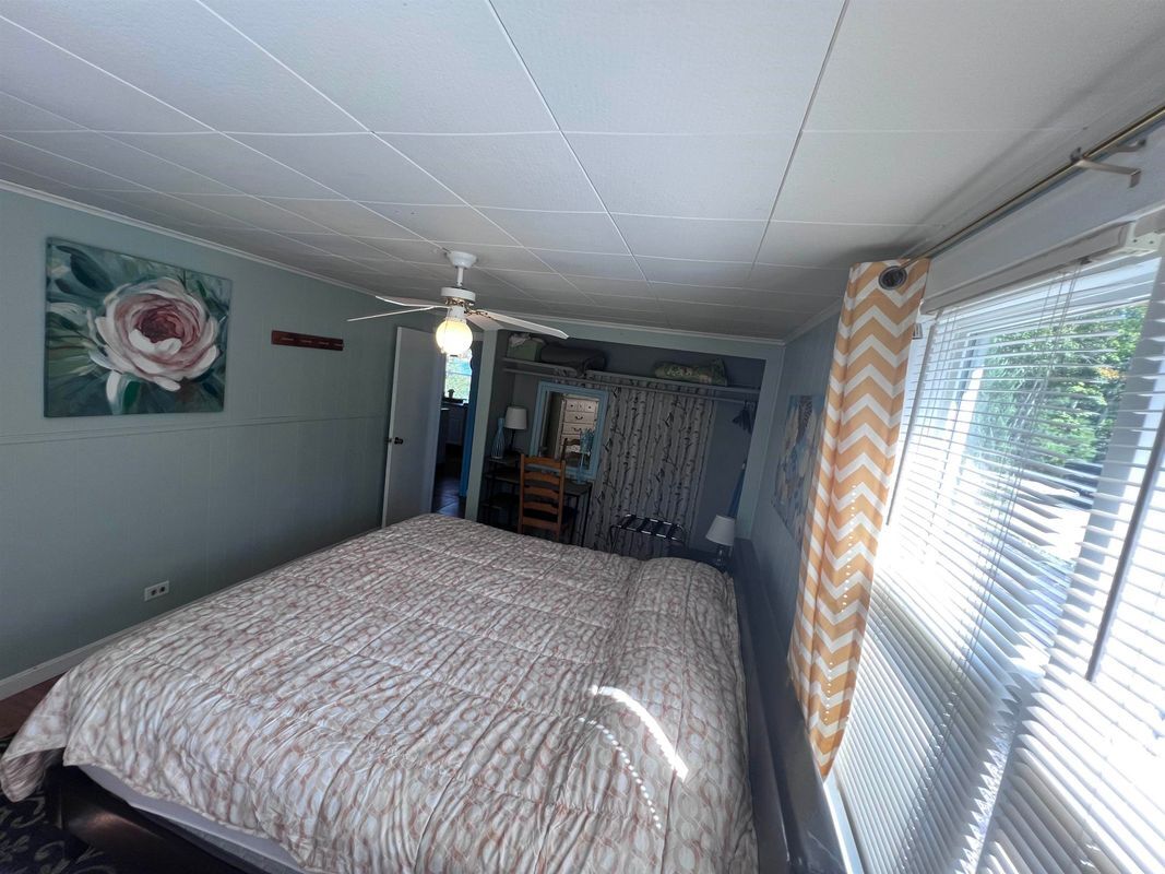 Building Photo - 78 Long Island Rd