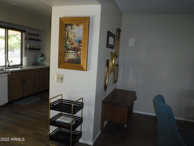 Building Photo - 11029 W Caron Dr