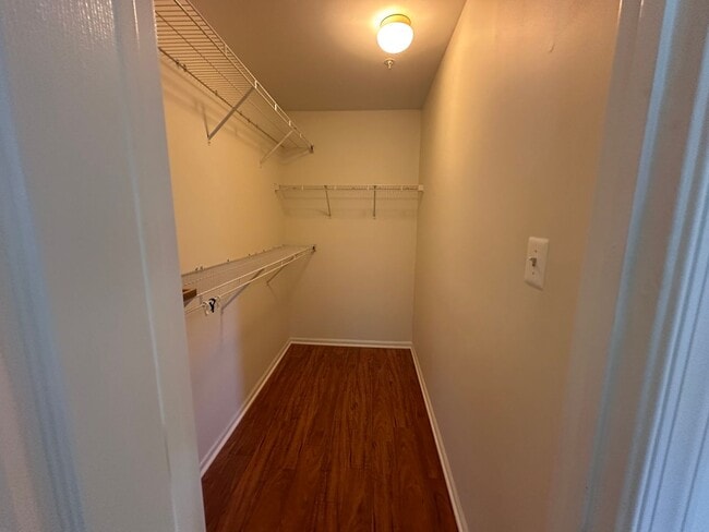 Building Photo - 6913 Malachite Pl