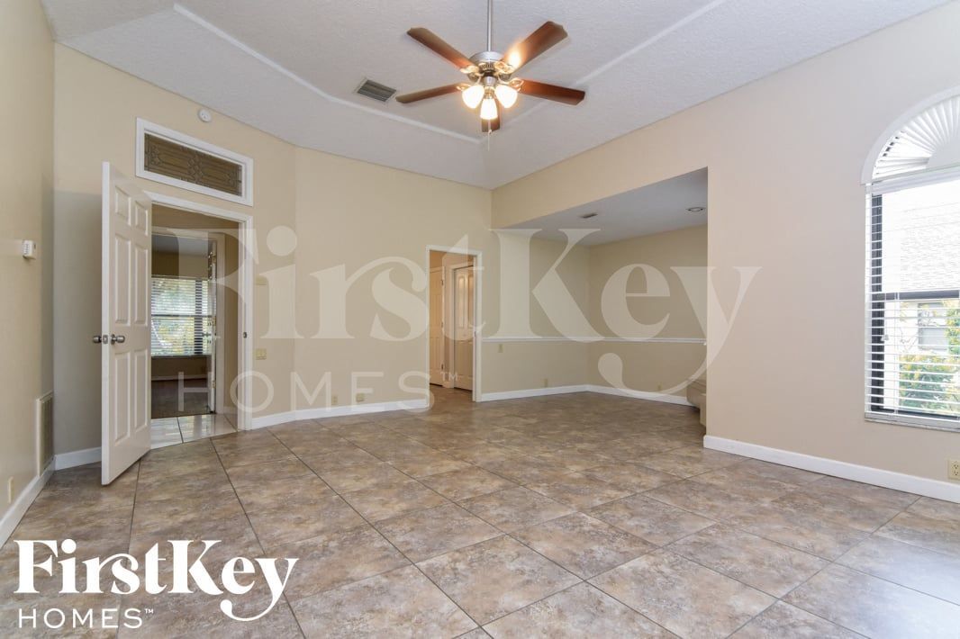 Building Photo - 2816 Pine Club Dr