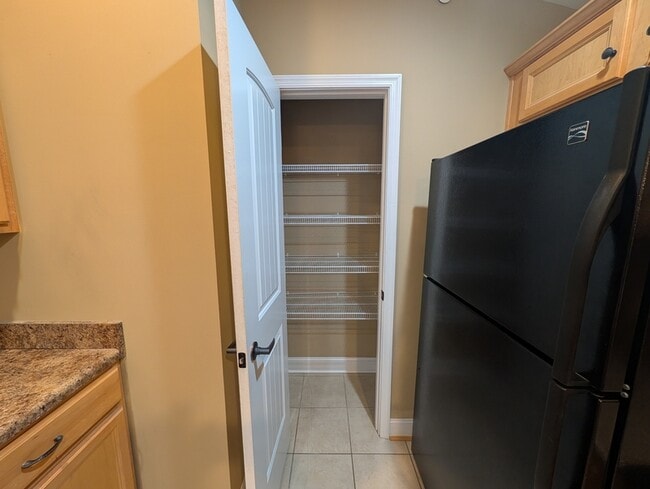 Building Photo - 102 Capstone Dr