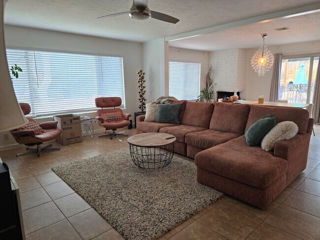 Building Photo - Furnished, 1-Year Long-Term Rental