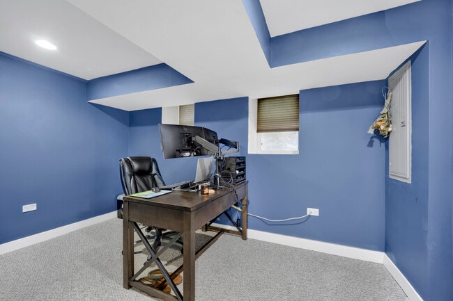 Building Photo - 1626 N Spaulding Ave