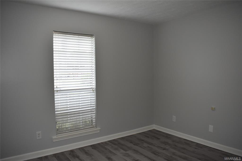 Building Photo - 6301 Scenic Dr