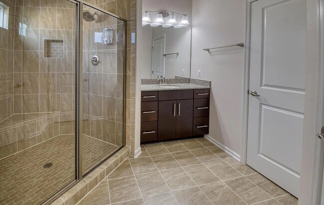 Building Photo - 4906 Small Gains Wy