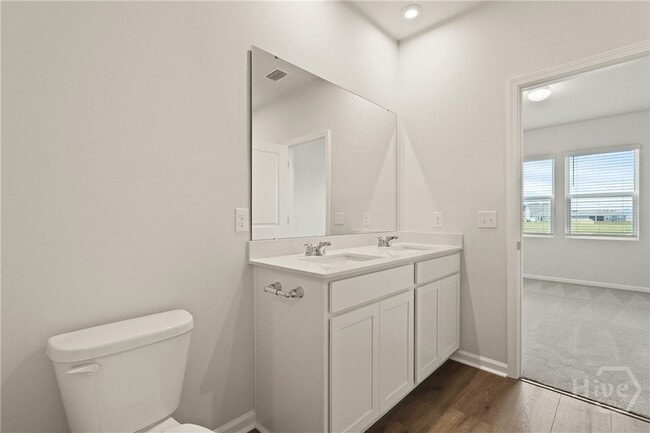 Building Photo - 251 Shade Tree Dr