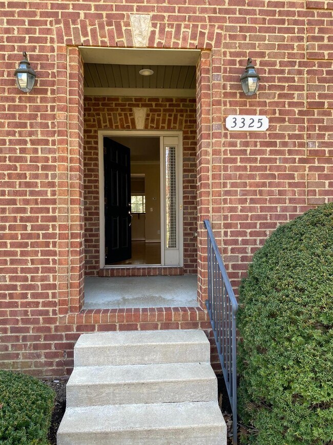 3325 Beaumont Centre Cir 3325 Beaumont Centre Cir Lexington KY 40513