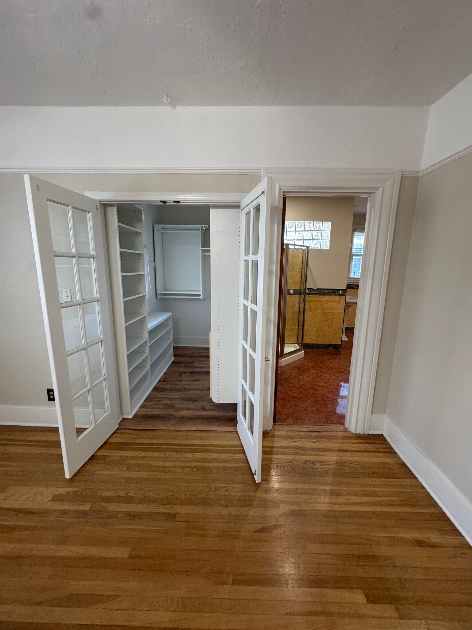 Building Photo - 2329 Curlew St