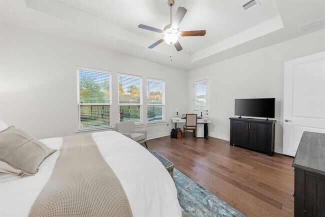 Building Photo - 16705 Horondelle Dr