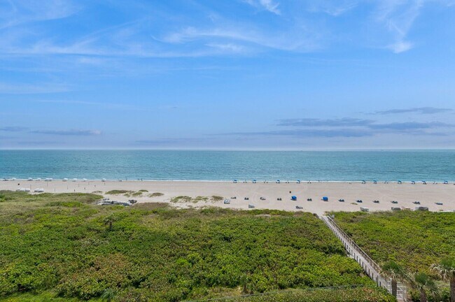 Building Photo - 3000 N Ocean Dr