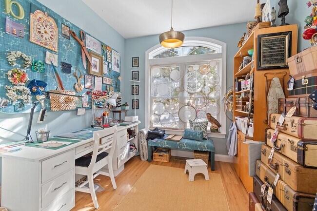 Building Photo - Amazing home in sought-after Winding River Plantation