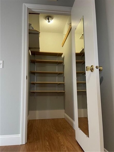 Building Photo - 12 Beacon St