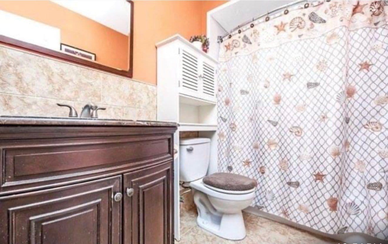 Building Photo - 69-7 66th Rd