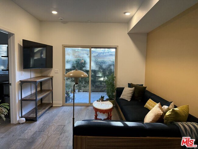 Primary Photo - 2970 Ripple Pl