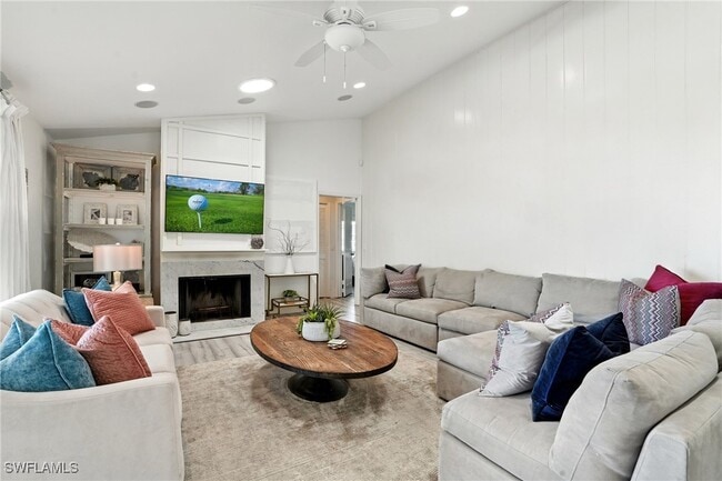 Building Photo - 205 Springline Dr