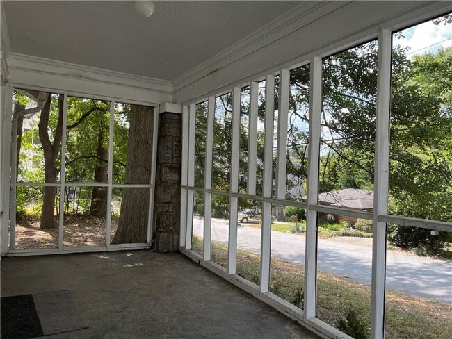 Building Photo - 1603 Tallulah St NW