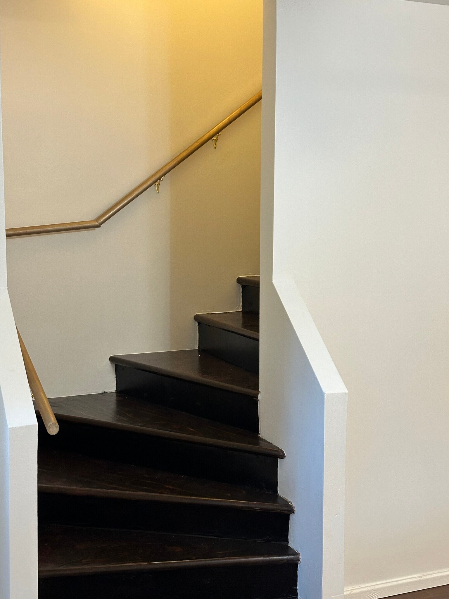 Stairs - 19921 Forest Park Dr NE