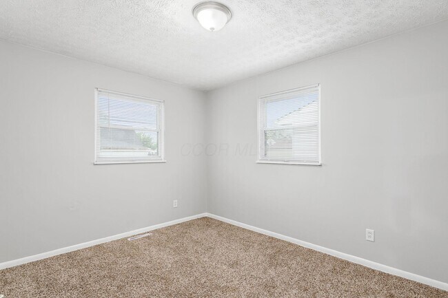 Building Photo - 4155 Dixie Ct