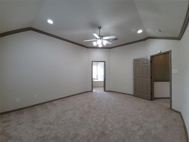 Building Photo - 10028 Lisi Anne Dr