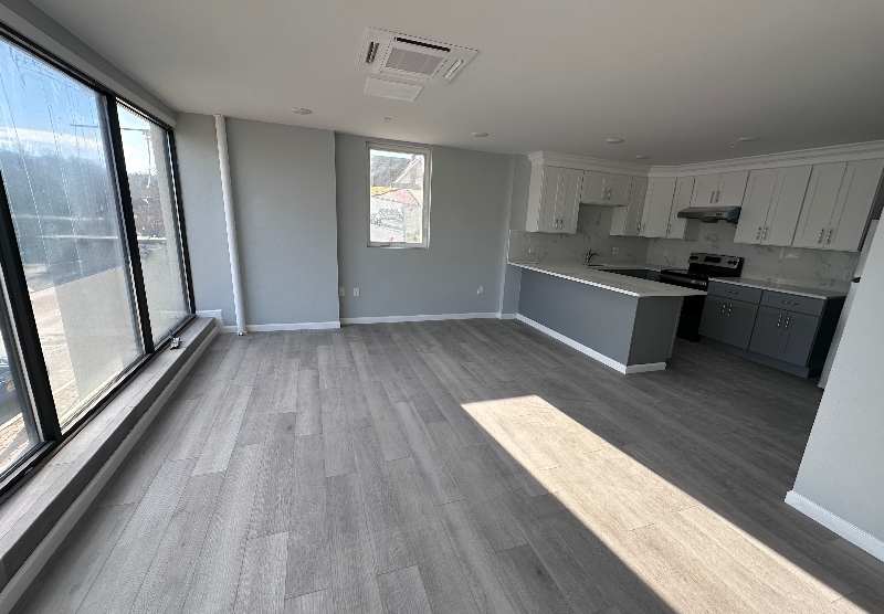 Building Photo - 140 S Easton Rd