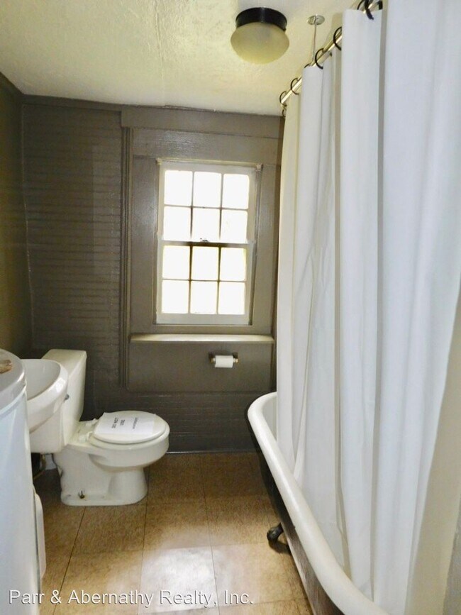 Building Photo - 2 br, 1 bath House - 1121 Farmer Street