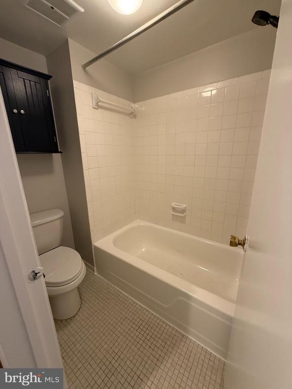 Building Photo - 5245 W Running Brook Rd