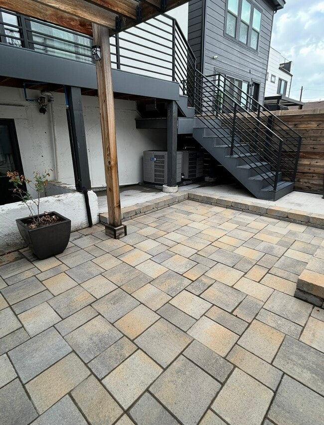 Building Photo - 3644 Quivas St