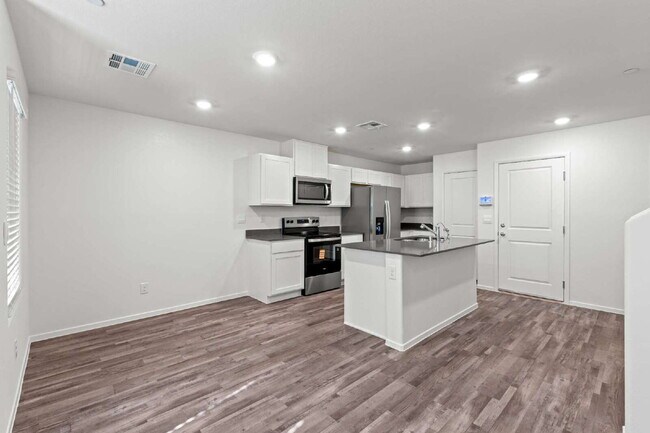 Building Photo - 4919 Olive Mesa Ave