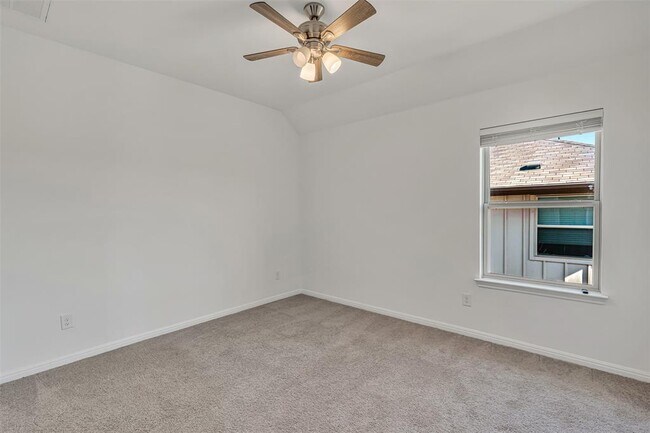 Building Photo - 620 Little Draw Ln
