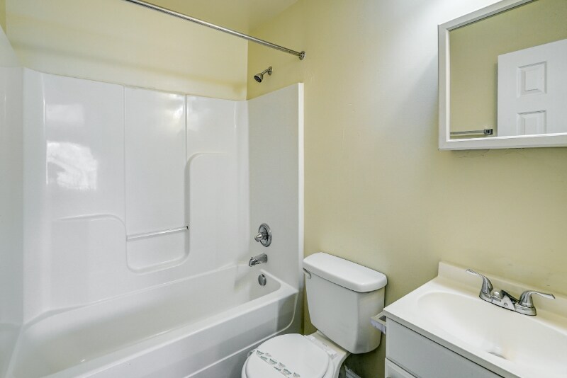 Building Photo - 2104 Phaup St