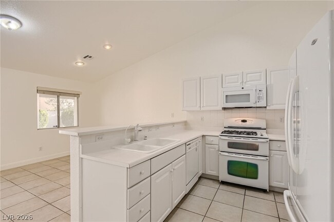 Building Photo - 3930 Blue Gull St