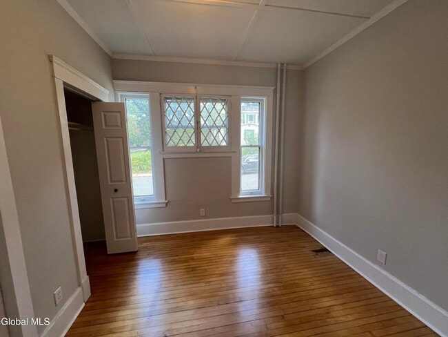 Building Photo - 1086 Wendell Ave