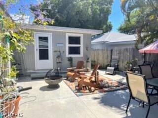 Building Photo - 12080 Moss Dr